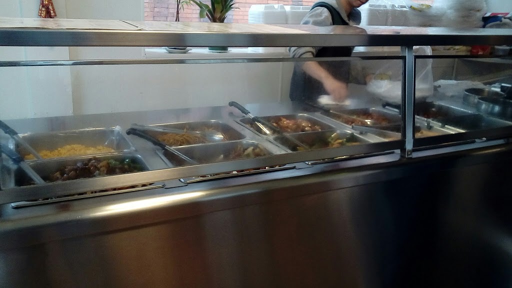 Hes Chinese and Japanese Restaurant | meal delivery | 20 Exchange Blvd, Rochester, NY 14614, USA | 5853253880 OR +1 585-325-3880