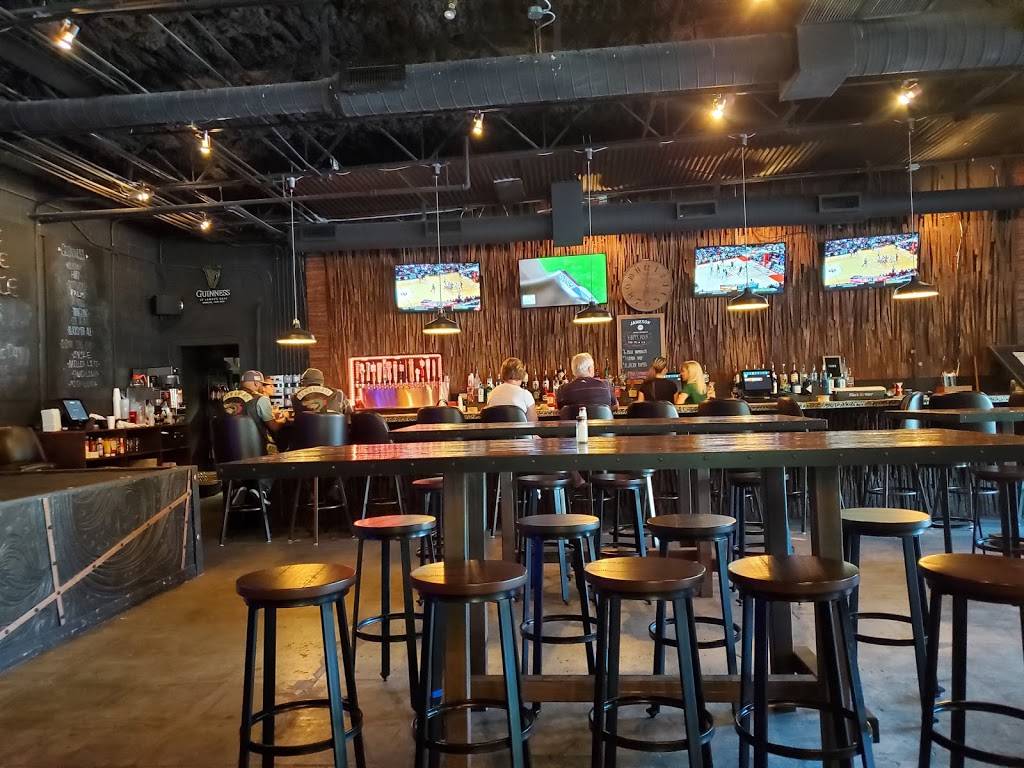 The Forge Irish Pub | restaurant | 109 W Bloomingdale Ave, Brandon, FL 33511, USA | 8135487090 OR +1 813-548-7090