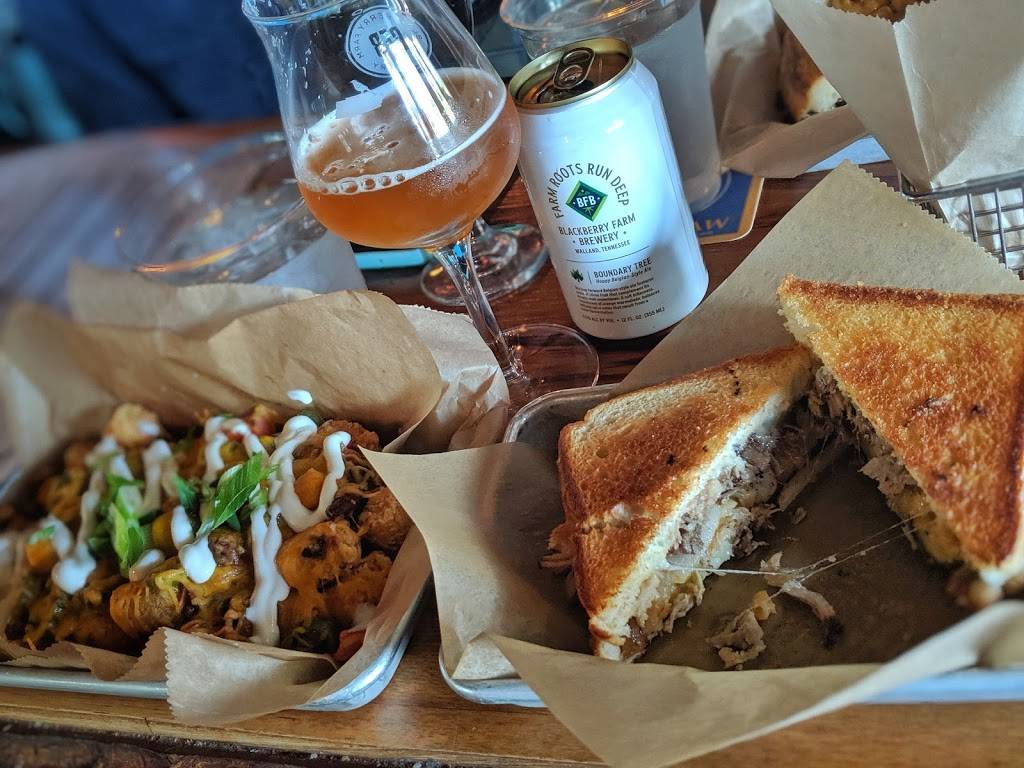 Arsenal Tap Room + Kitchen | restaurant | 1419 Monte Sano Ave, Augusta, GA 30904, USA | 7069252960 OR +1 706-925-2960