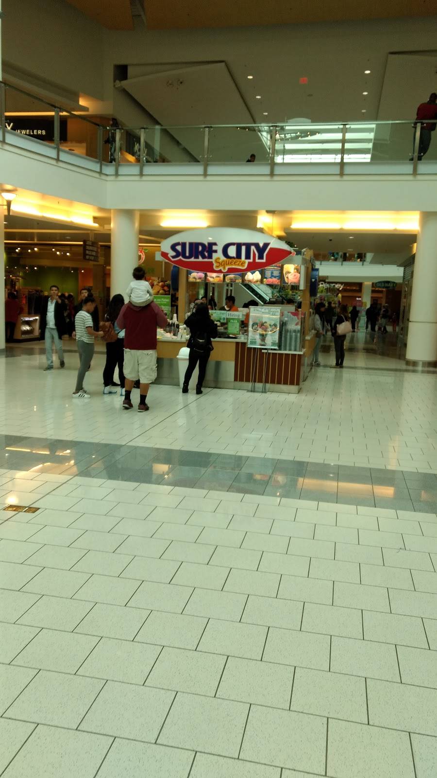 Surf City Squeeze | restaurant | 1150 El Camino Real, San Bruno, CA 94066, USA | 6505886265 OR +1 650-588-6265