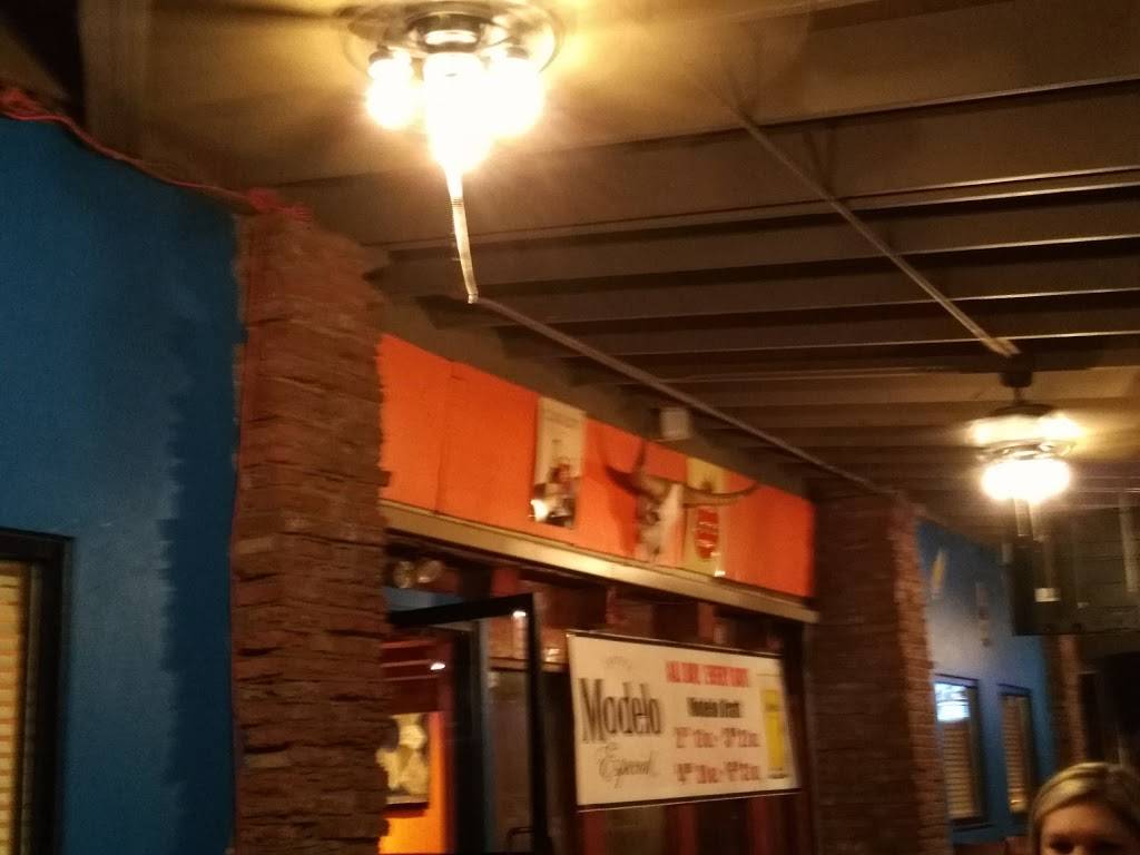 EL Toro Mexican Restaurant | restaurant | 10602 Shelbyville Rd, Louisville, KY 40223, USA | 5024893839 OR +1 502-489-3839