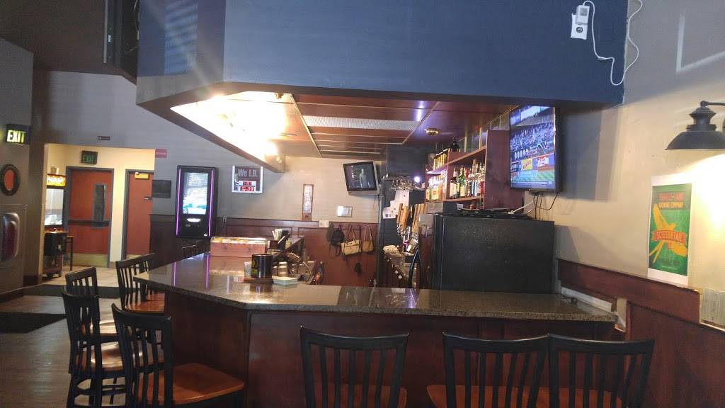 Henry Ts | restaurant | 1521 SW 21st St, Topeka, KS 66604, USA | 7852339333 OR +1 785-233-9333