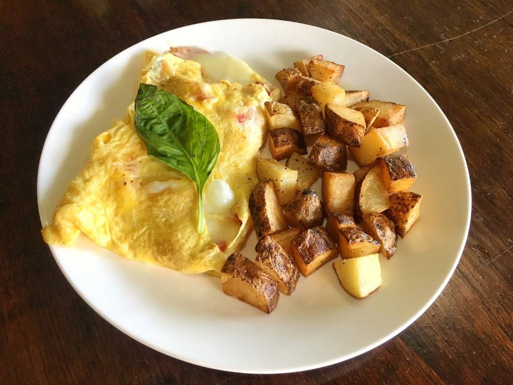 Well Done Grill at Canyon Lake | meal takeaway | 16802 AZ-88 #2, Apache Junction, AZ 85119, USA | 9284870146 OR +1 928-487-0146