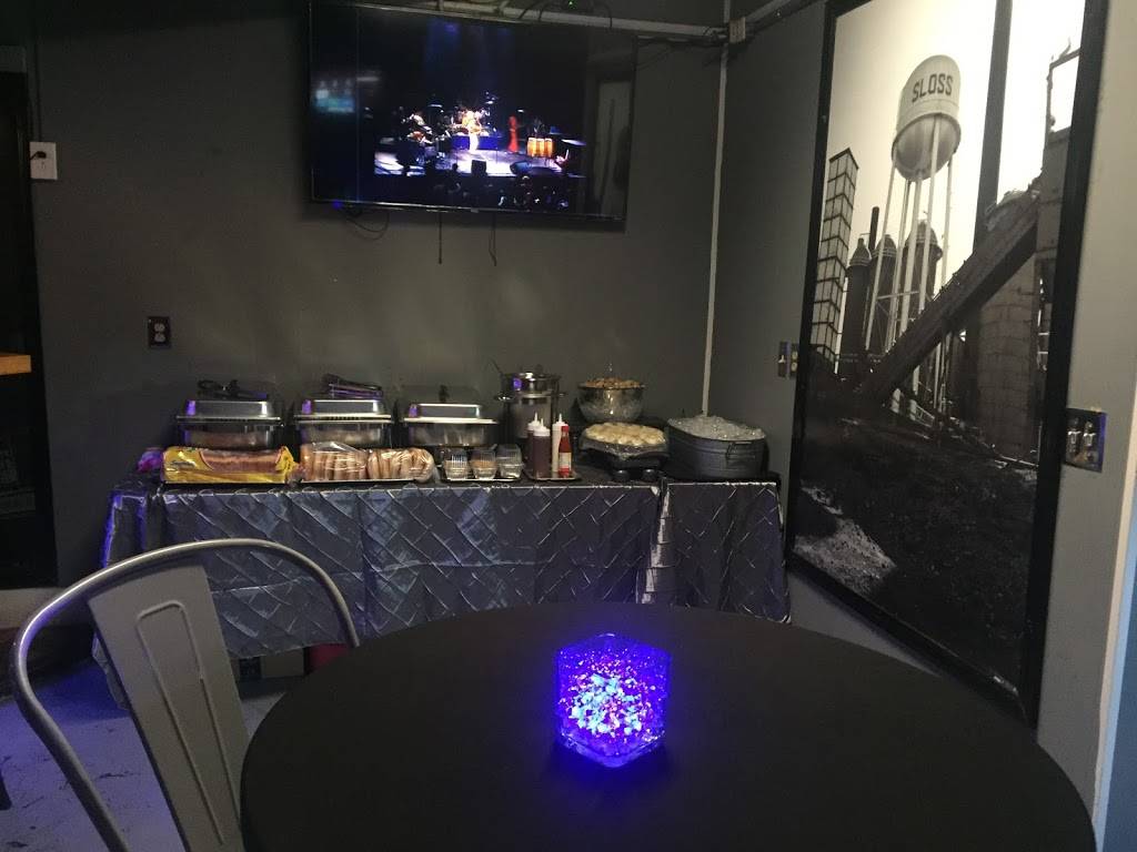 The Mixx Bar & Grill | restaurant | 700 9th St N, Birmingham, AL 35203, USA | 2054077397 OR +1 205-407-7397