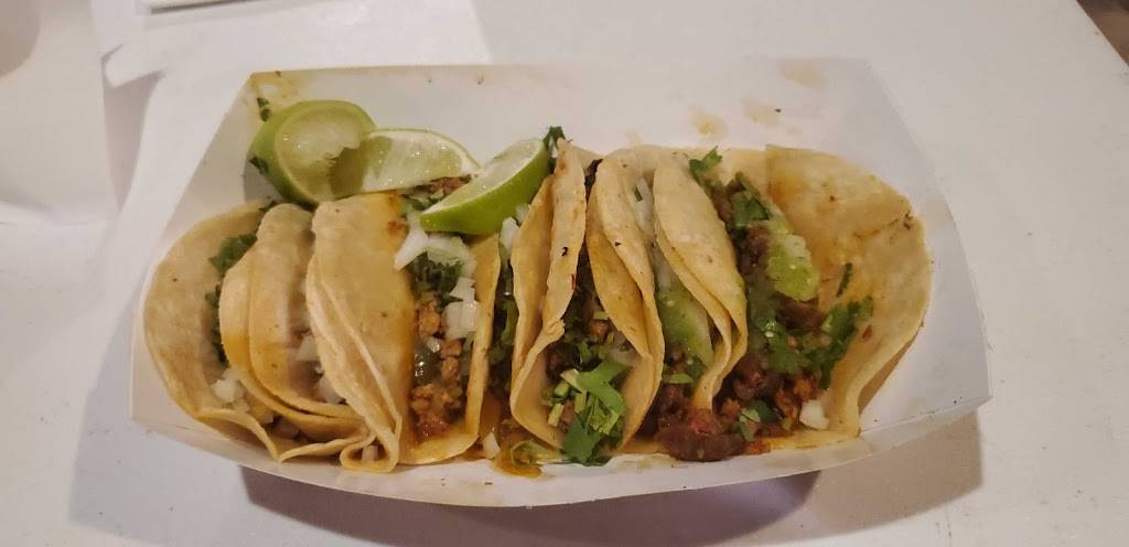 Marias Restaurant | restaurant | 27080 Old 41 Rd, Bonita Springs, FL 34135, USA | 2394951868 OR +1 239-495-1868