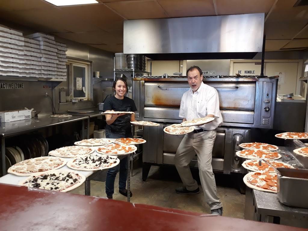 Brick Oven | restaurant | 269 Mountain Ave, Berthoud, CO 80513, USA | 9705324747 OR +1 970-532-4747