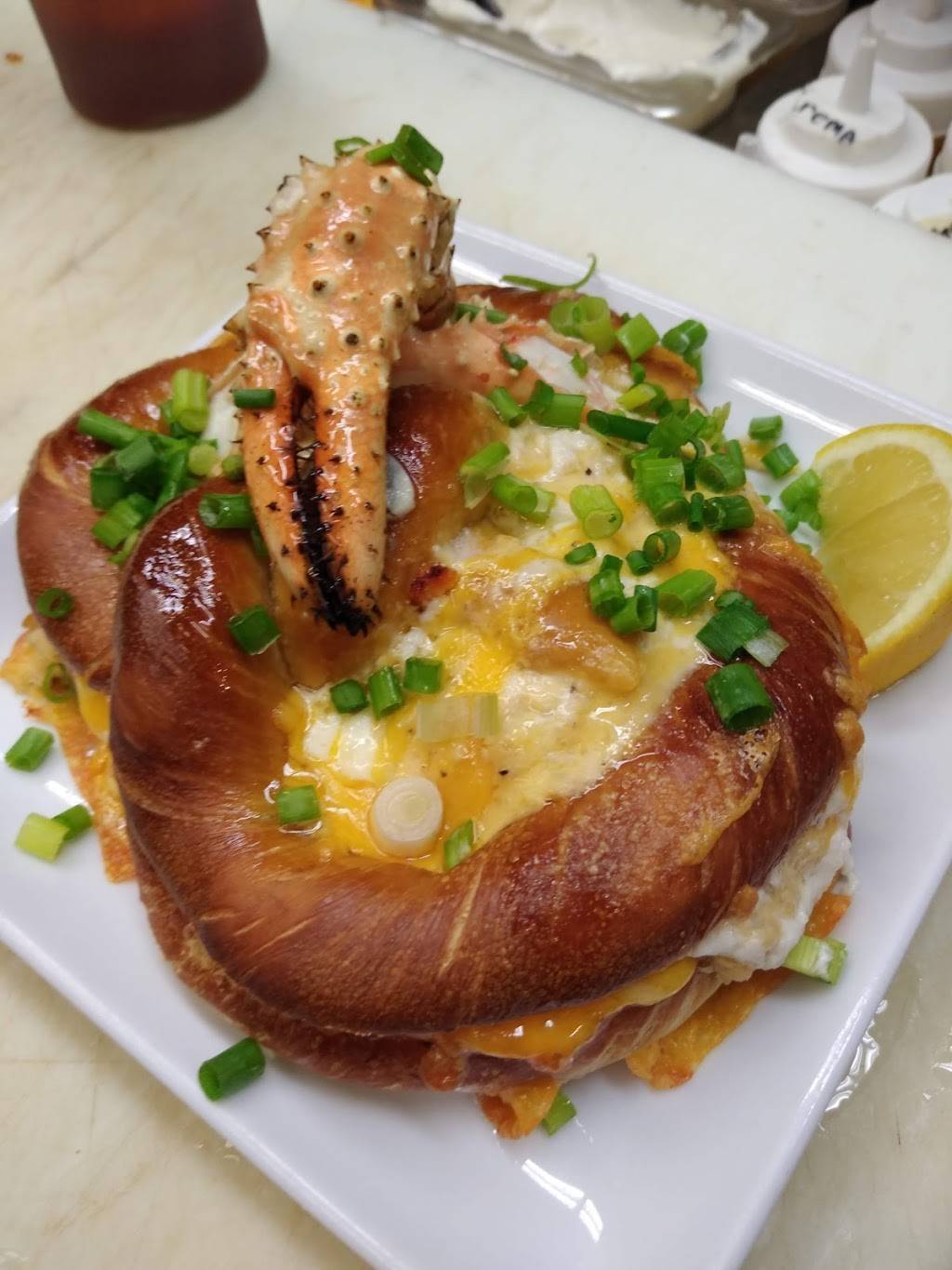 The Tap and Growler | restaurant | 207 E 5th Ave, Eugene, OR 97401, USA | 5415059751 OR +1 541-505-9751