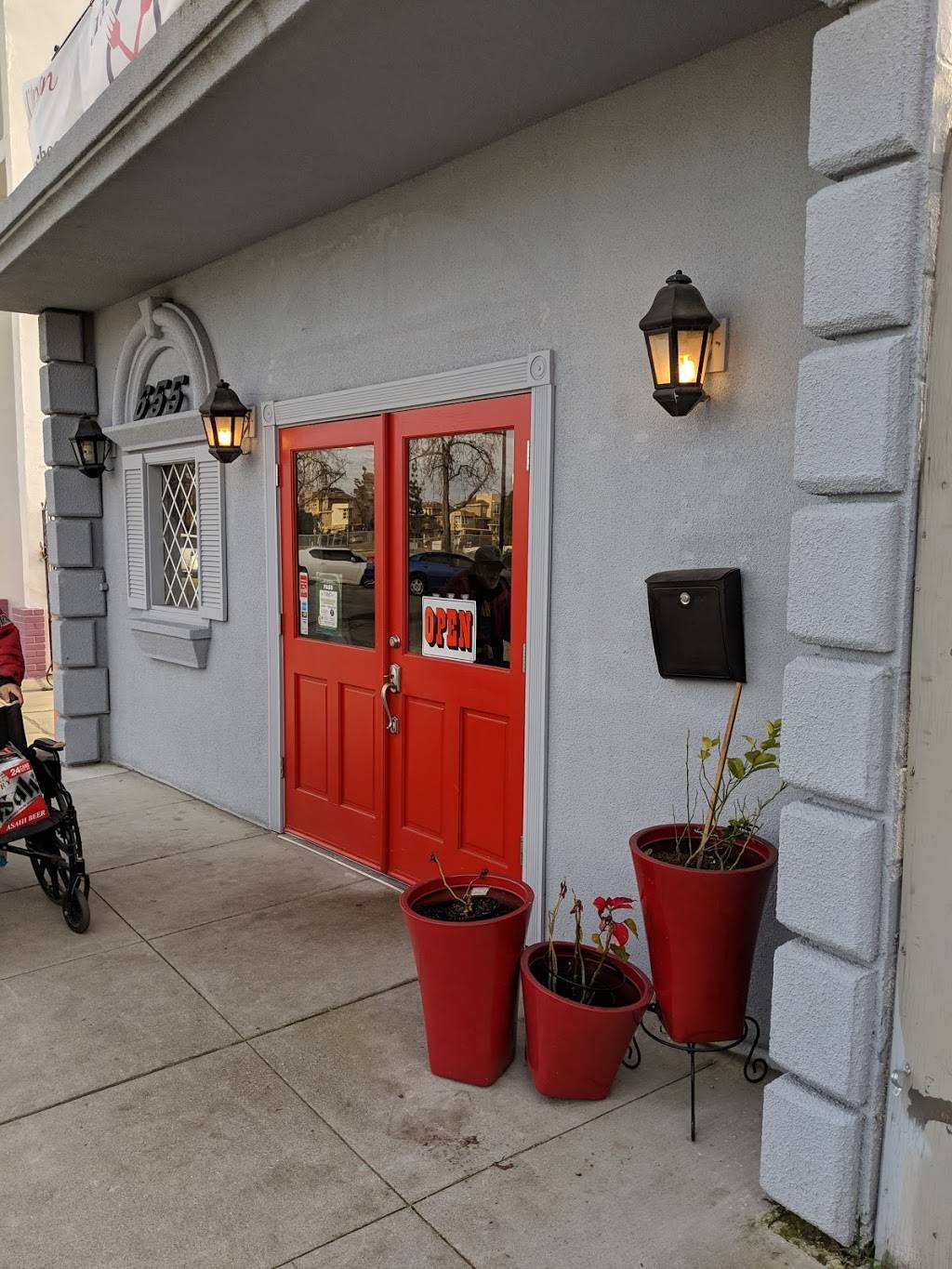 Jackies Place | restaurant | 655 N 6th St, San Jose, CA 95112, USA | 4084904653 OR +1 408-490-4653