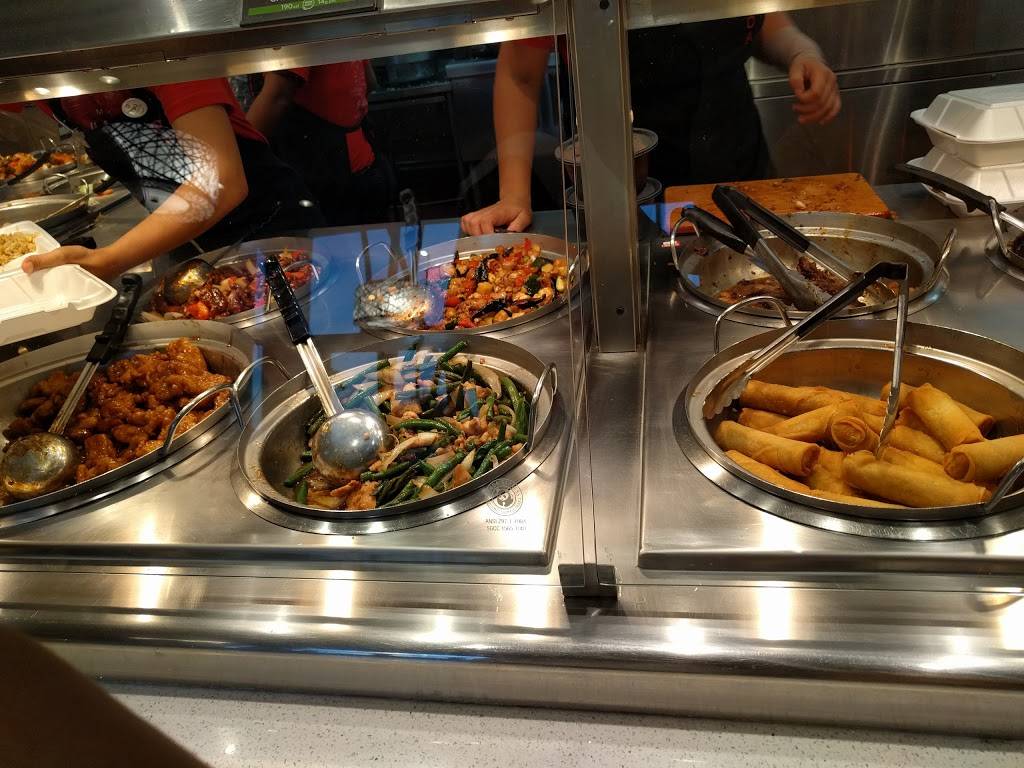 Panda Express | restaurant | 3146 Sports Arena Blvd #2, San Diego, CA 92110, USA | 6192225687 OR +1 619-222-5687