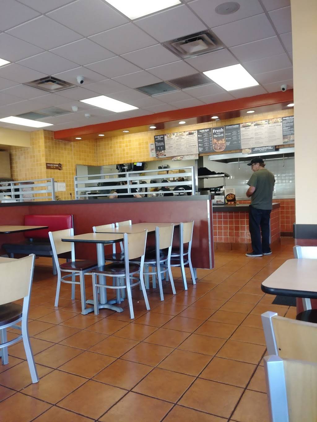 El Pollo Loco | restaurant | 31783 Castaic Rd, Castaic, CA 91384, USA | 6612945221 OR +1 661-294-5221