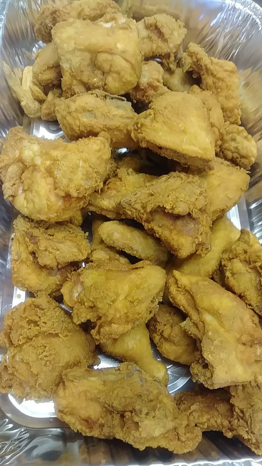 Lenas Pizzeria | restaurant | 5851 W 63rd St, Chicago, IL 60638, USA | 7737678400 OR +1 773-767-8400