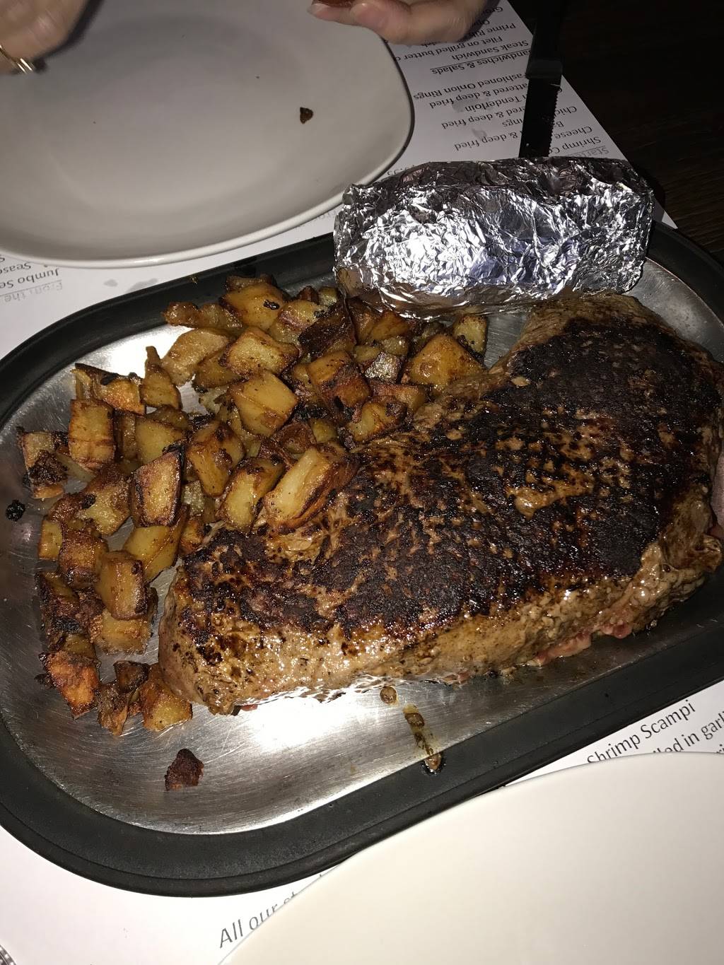 Lakeside Club | restaurant | 10 Old Wildwood Rd, Mahtomedi, MN 55115, USA | 6517774097 OR +1 651-777-4097