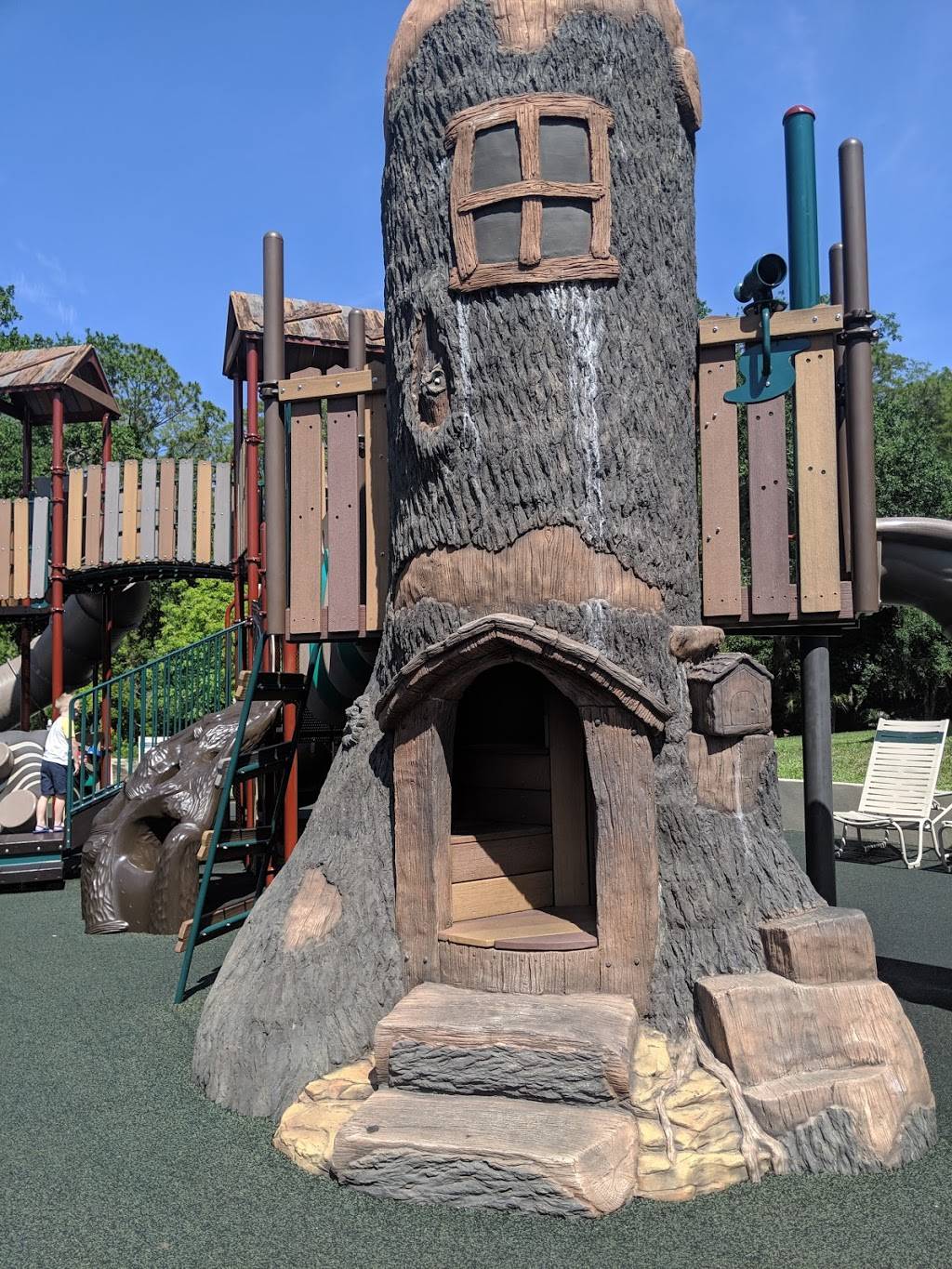 Evergreens Sports Pub at Shades of Green | restaurant | 1950 W Magnolia Palm Dr, Lake Buena Vista, FL 32830, USA | 4078243400 OR +1 407-824-3400