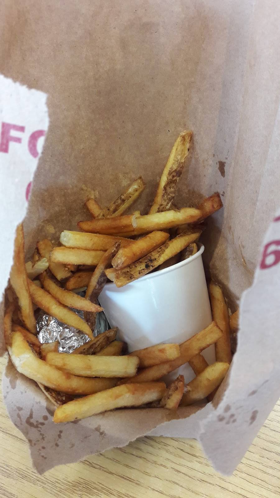 Five Guys | meal takeaway | 687 Lynnhaven Pkwy, Virginia Beach, VA 23452, USA | 7579952304 OR +1 757-995-2304