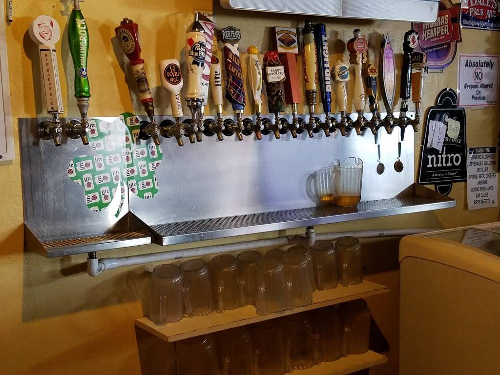 Big Daddys Sports Lounge | night club | 10618 N Cave Creek Rd, Phoenix, AZ 85020, USA | 6028611034 OR +1 602-861-1034