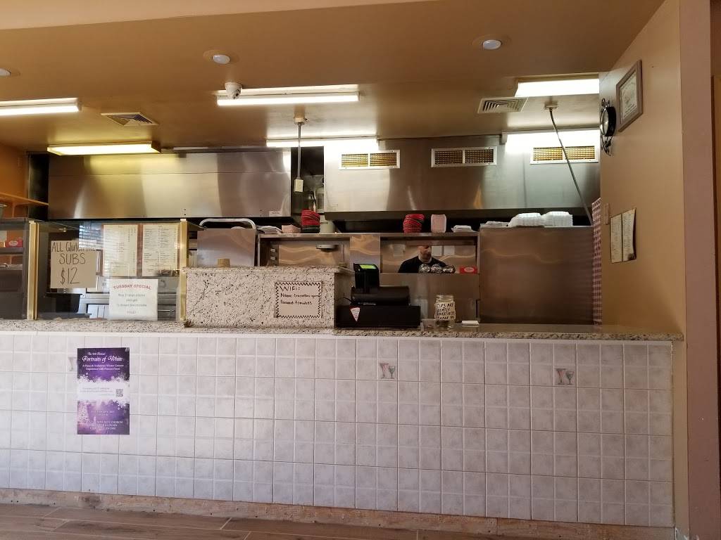 Graziellas Italian Restorante | restaurant | 5 W, E Main St, Plainfield, PA 17081, USA | 7172412800 OR +1 717-241-2800