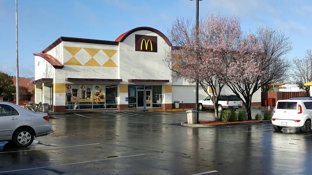 McDonalds | cafe | 105 Bernal Rd, San Jose, CA 95119, USA | 4085789835 OR +1 408-578-9835