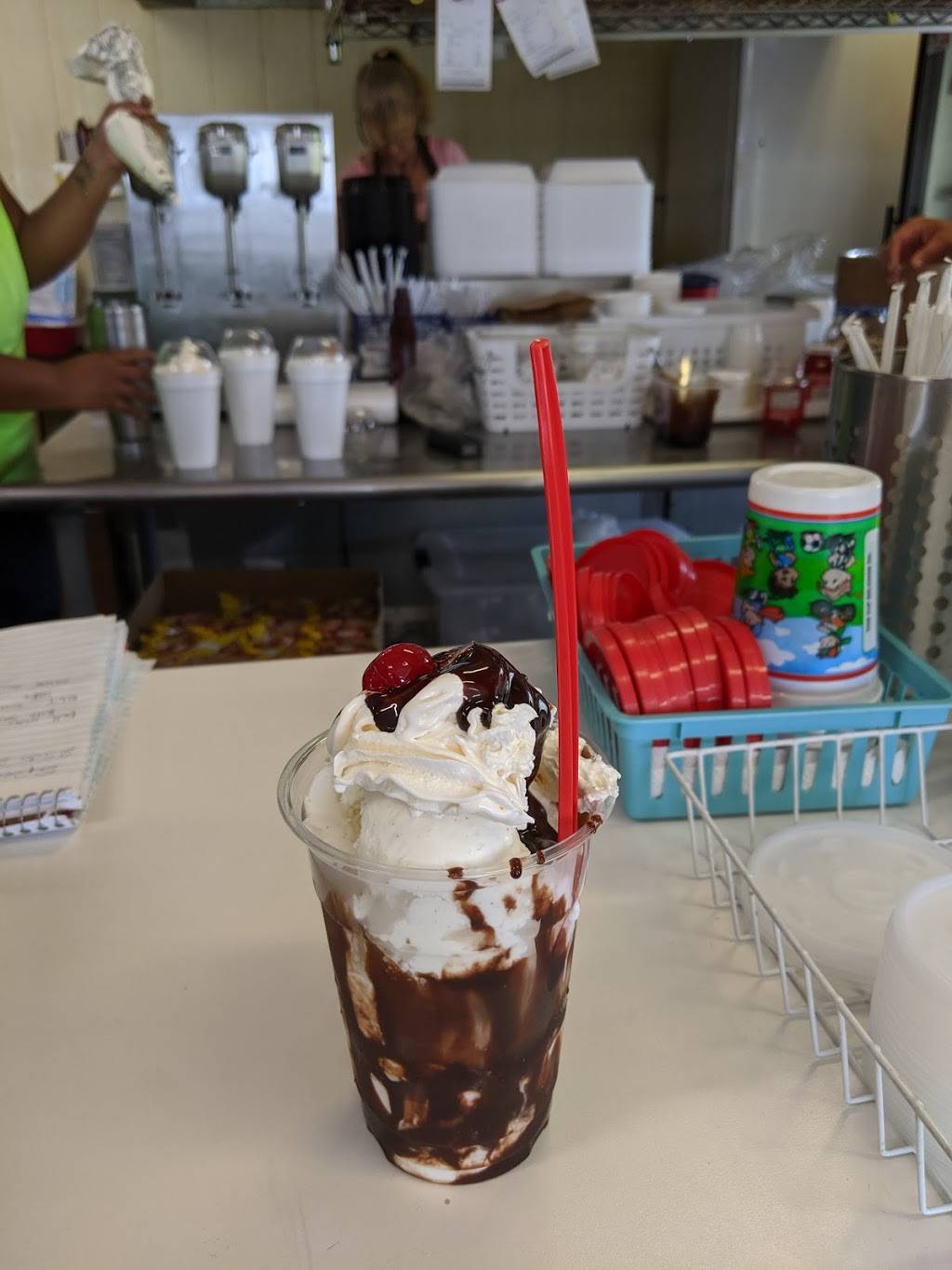 731 Sweets & Eats | restaurant | 432 W Reelfoot Ave, Union City, TN 38261, USA | 7315991328 OR +1 731-599-1328