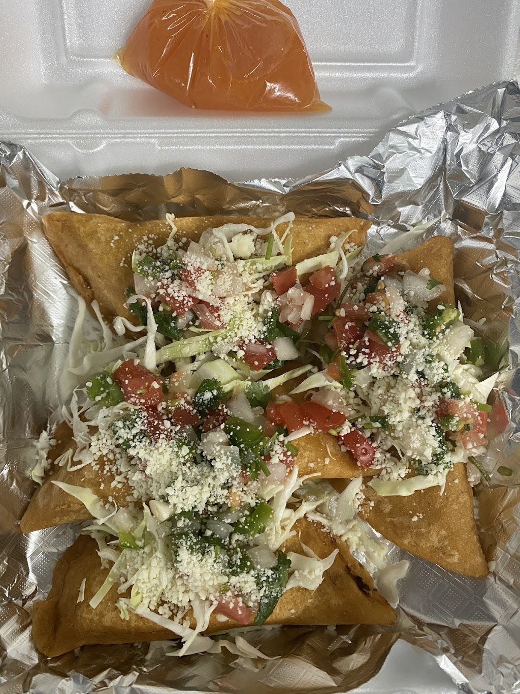 La Centroamericana Restaurant | restaurant | 1222 NW 24th St, San Antonio, TX 78207, USA | 2102579798 OR +1 210-257-9798