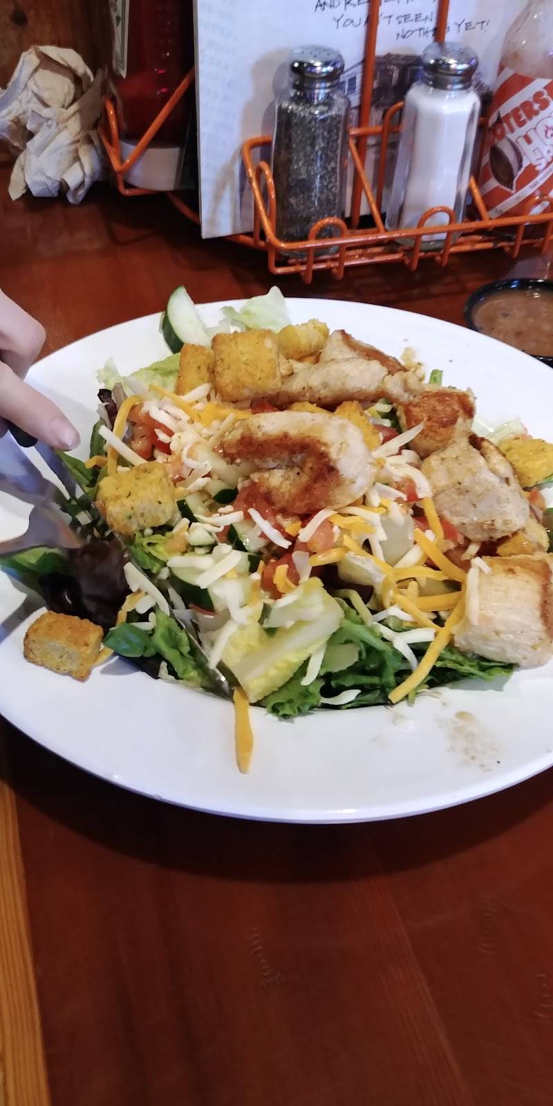 Hooters | meal takeaway | 1143 Broadway, Saugus, MA 01906, USA | 3396007311 OR +1 339-600-7311