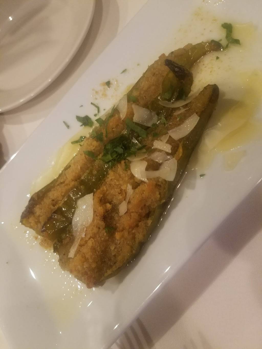 Reggianos Restaurant | restaurant | 489 Bridgeport Ave, Milford, CT 06460, USA | 2037138300 OR +1 203-713-8300