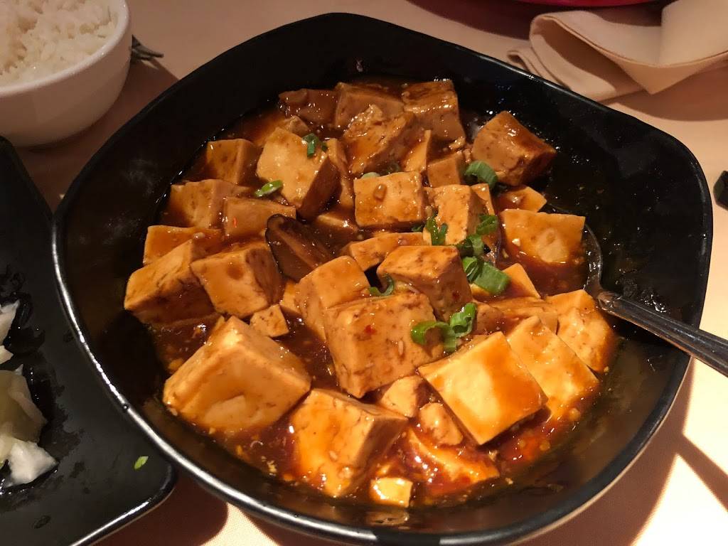 Chi Dynasty | restaurant | 1813 Hillhurst Ave, Los Angeles, CA 90027, USA | 3236673388 OR +1 323-667-3388