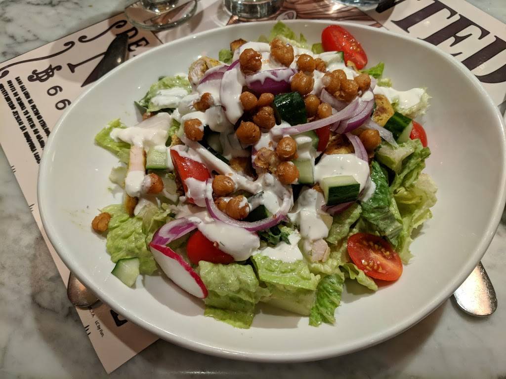 Friedmans | restaurant | 450 10th Ave, New York, NY 10018, USA | 2122681100 OR +1 212-268-1100