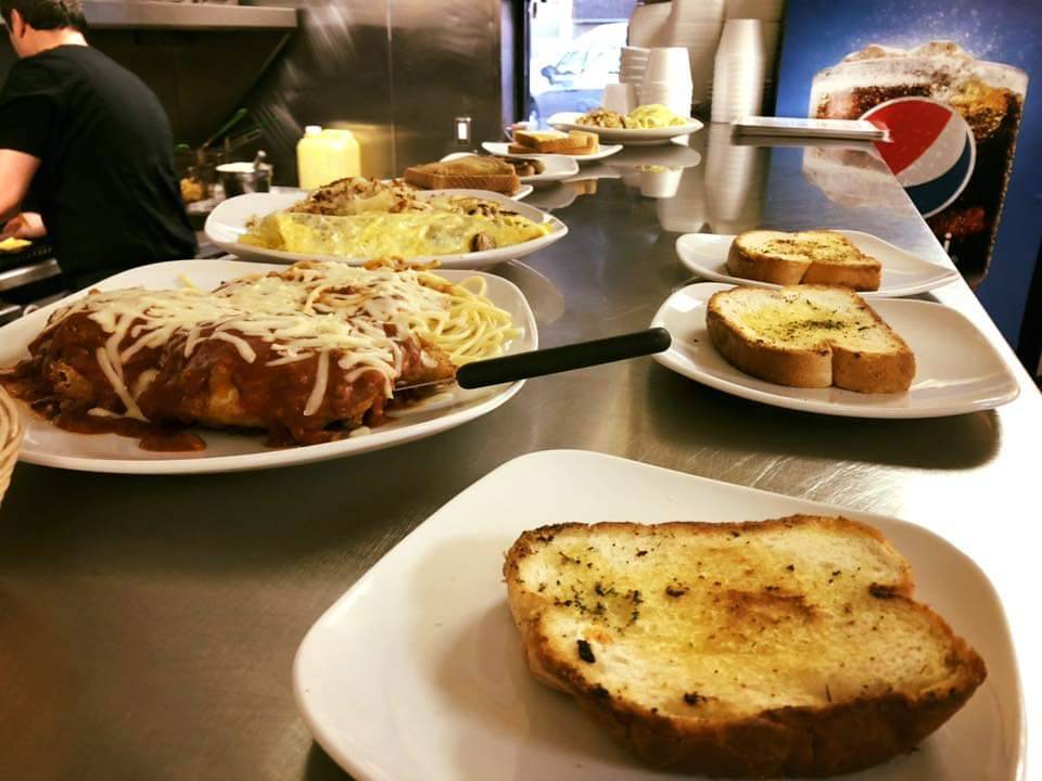 Green Lantern Pizza | restaurant | 28960 John R Rd, Madison Heights, MI 48071, USA | 2485415439 OR +1 248-541-5439