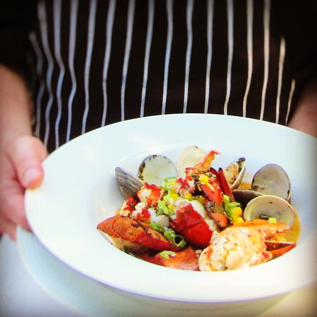 Hotel Manisses | restaurant | 251 Spring St, New Shoreham, RI 02807, USA | 4014669898 OR +1 401-466-9898