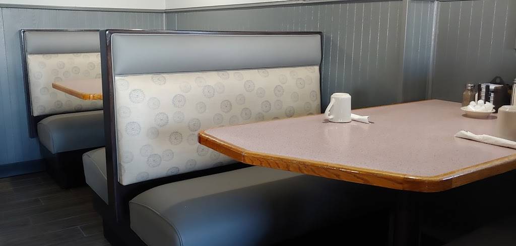 Gardner Restaurant | restaurant | 425 W Main St, Gardner, IL 60424, USA | 8152370406 OR +1 815-237-0406