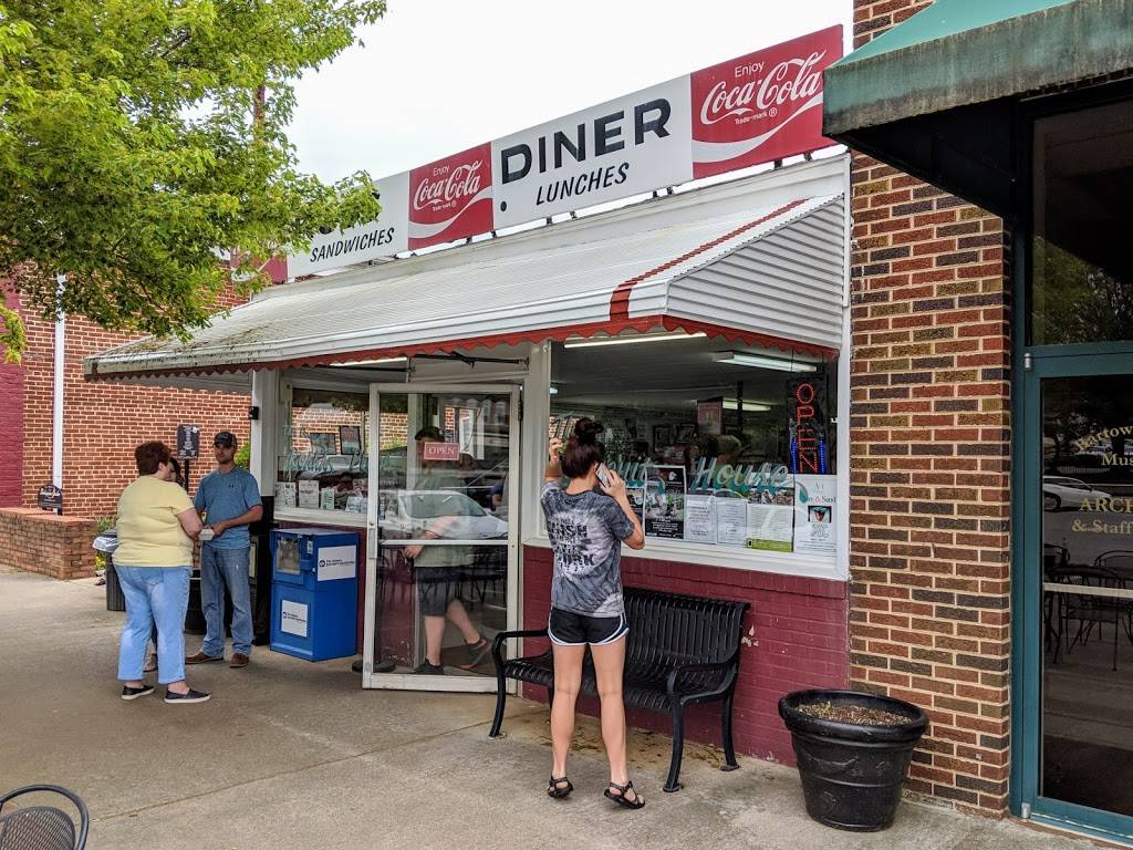 Ross Diner | restaurant | 17 N Wall St, Cartersville, GA 30120, USA | 7703829159 OR +1 770-382-9159