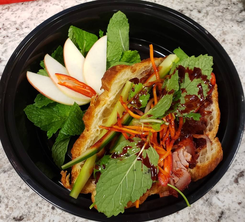 Fresh Taste @ The Warehouse Market | restaurant | Biro Business Center, 1241 W Airport Blvd, Sanford, FL 32773, USA | 3212996960 OR +1 321-299-6960