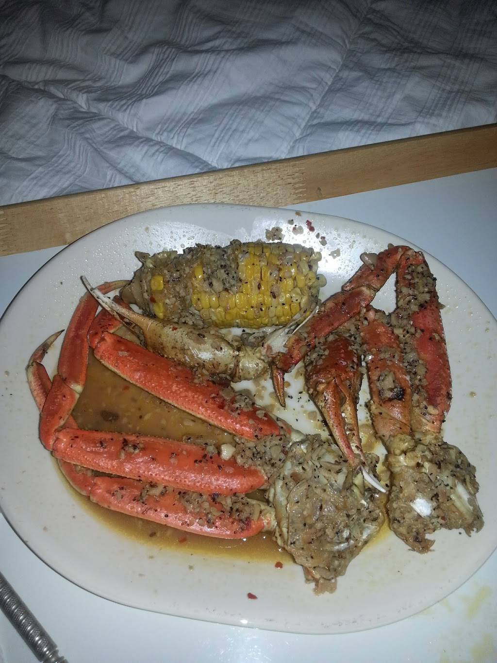 The Crazy Crab Chicago | restaurant | 9204 S Western Ave, Evergreen Park, IL 60805, USA | 7084228000 OR +1 708-422-8000