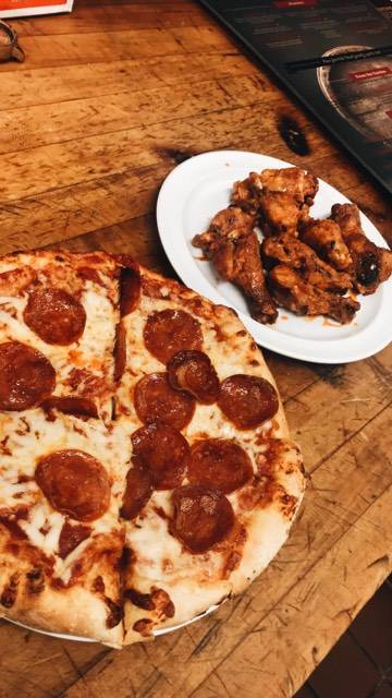 Cirivellos sports bar | restaurant | 1403, 4115 N Viking Way, Long Beach, CA 90808, USA | 5624210222 OR +1 562-421-0222