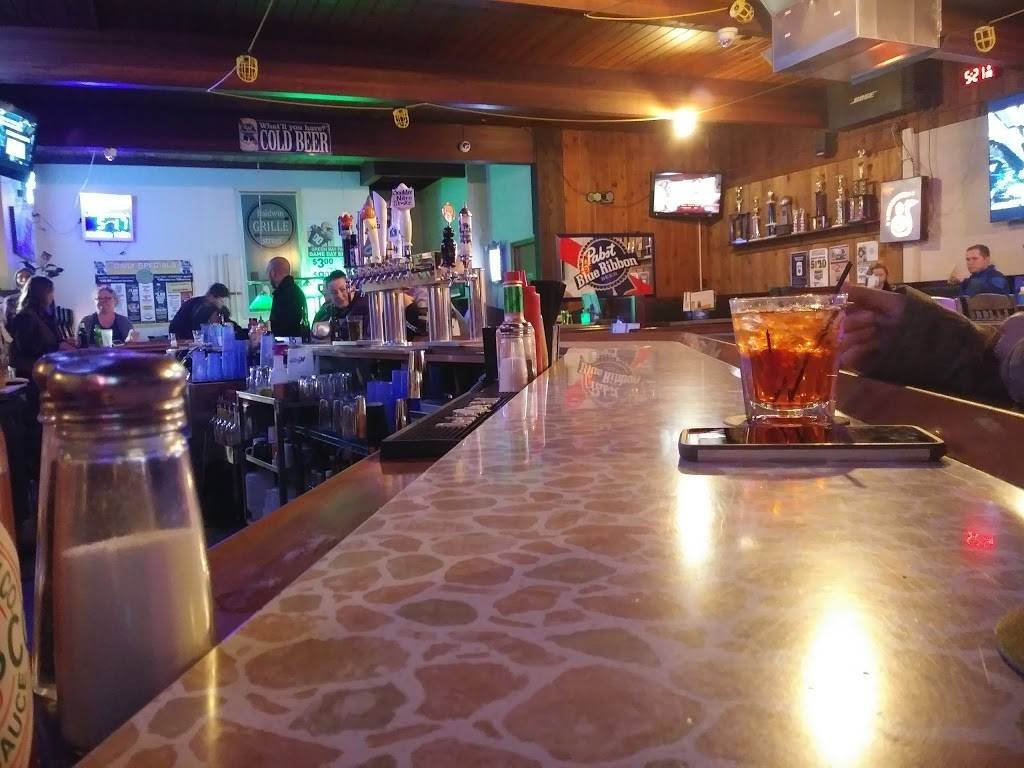 Baldwin Street Grille | restaurant | 1304 E Washington Ave, Madison, WI 53703, USA | 6084428400 OR +1 608-442-8400