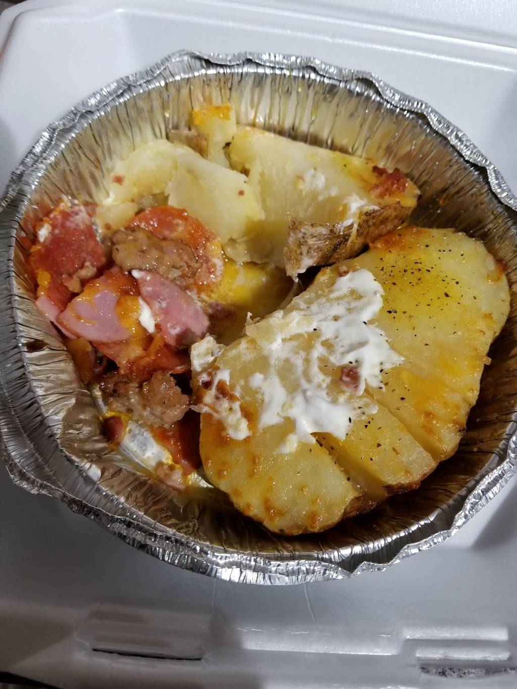 Fat Boys Pizza | meal delivery | 2049 B St, Colorado Springs, CO 80906, USA | 7195767070 OR +1 719-576-7070