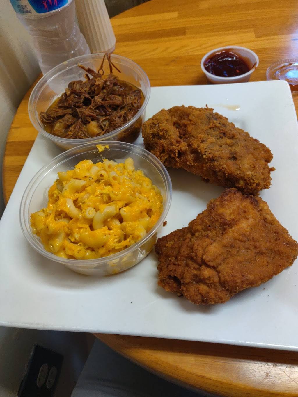 Alicias Seafood Soulfood and BBQ | restaurant | 820 Center St B, Summerville, SC 29483, USA | 8432254295 OR +1 843-225-4295