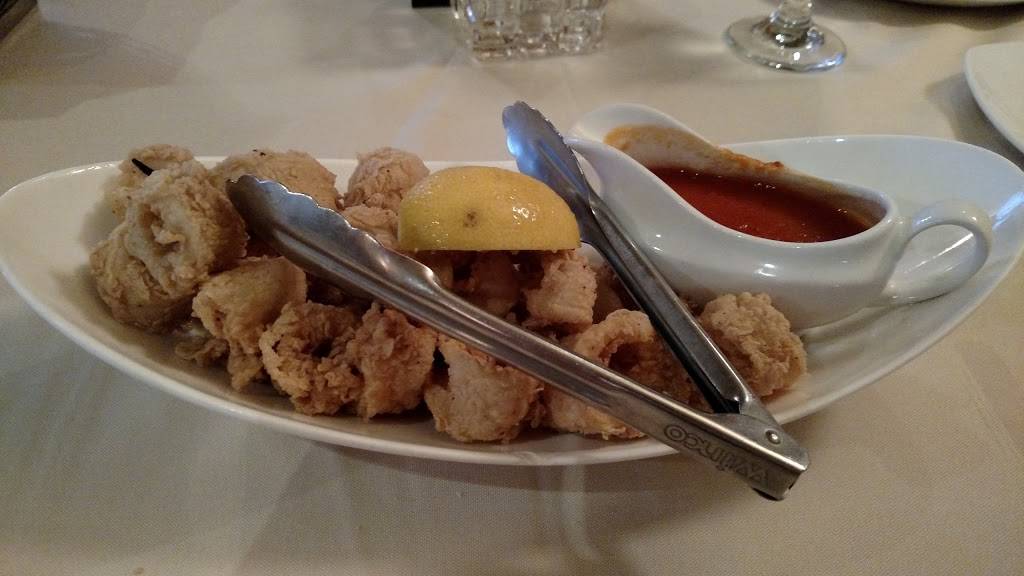 Reginas | night club | 827 Teaneck Rd, Teaneck, NJ 07666, USA | 2018621996 OR +1 201-862-1996