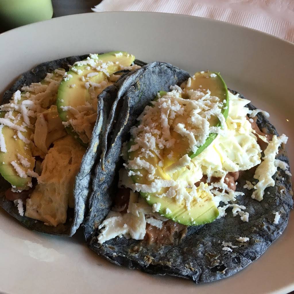 Pueblas Mexican Kitchen | restaurant | 6320 N Main St, Houston, TX 77009, USA | 7134269062 OR +1 713-426-9062