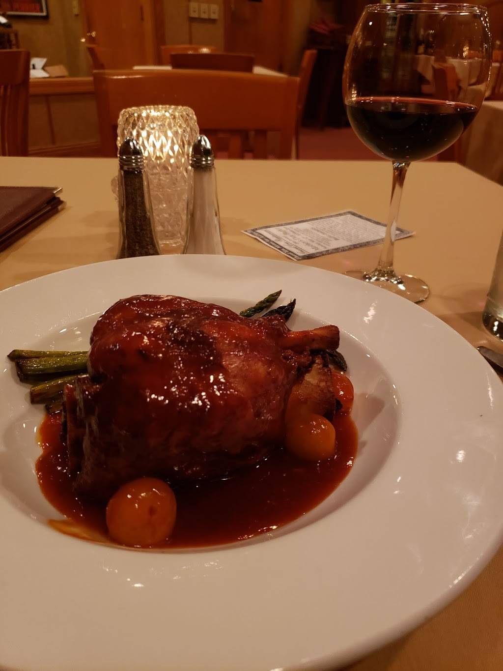 Grand Cru | night club | 2600 S Providence Rd, Columbia, MO 65203, USA | 5734432600 OR +1 573-443-2600