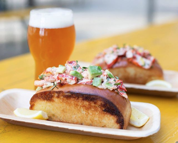 Frying Pan Brooklyn | restaurant | 51 35th St, Brooklyn, NY 11232, USA | 6467081814 OR +1 646-708-1814