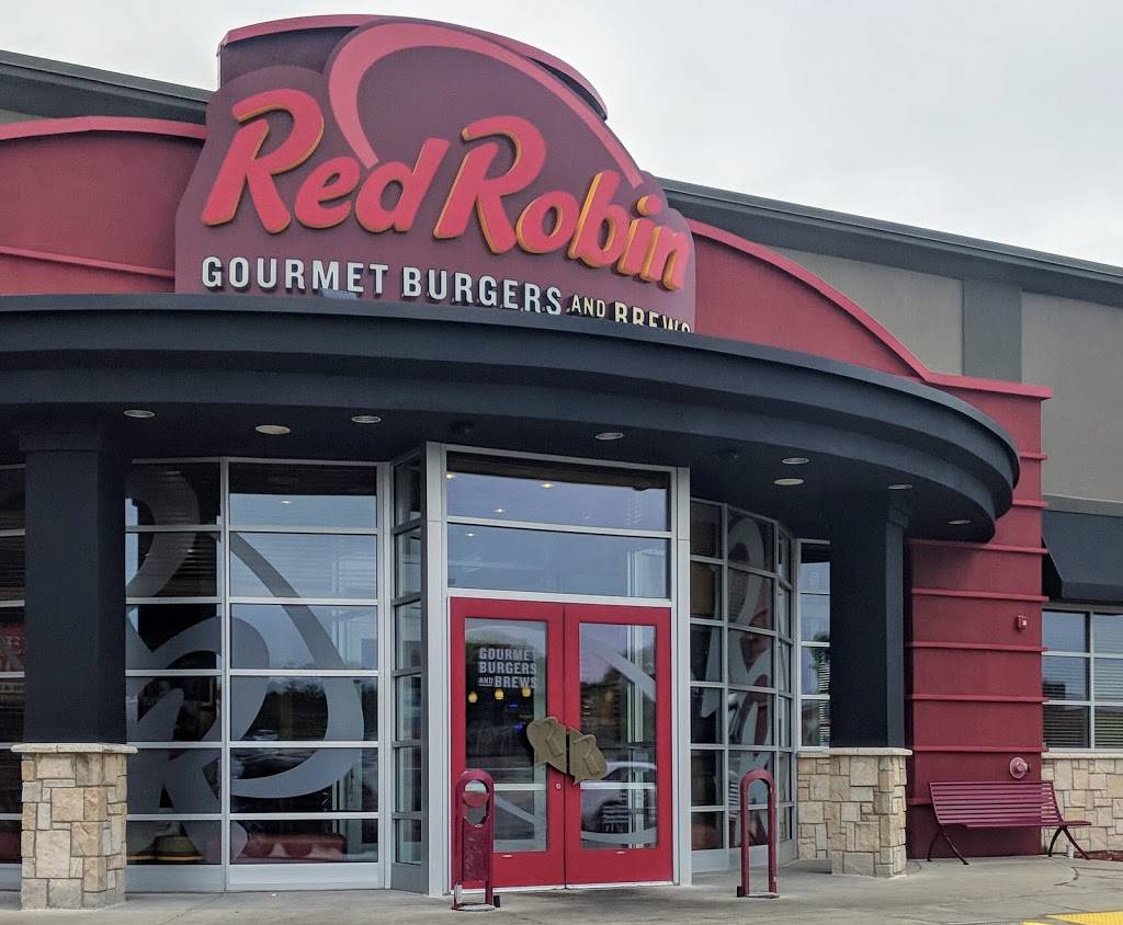 Red Robin Gourmet Burgers and Brews | restaurant | 95 N Moorland Rd, Brookfield, WI 53005, USA | 2626412313 OR +1 262-641-2313