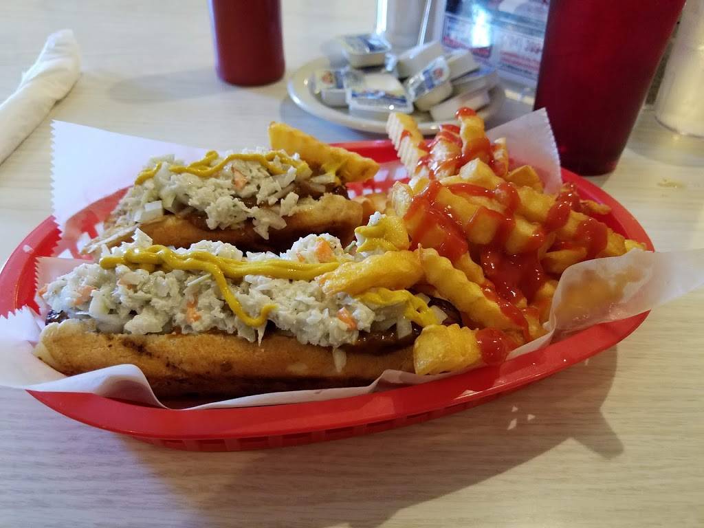 Carolina | restaurant | 4600 Wilkinson Blvd, Charlotte, NC 28208, USA | 7043949249 OR +1 704-394-9249