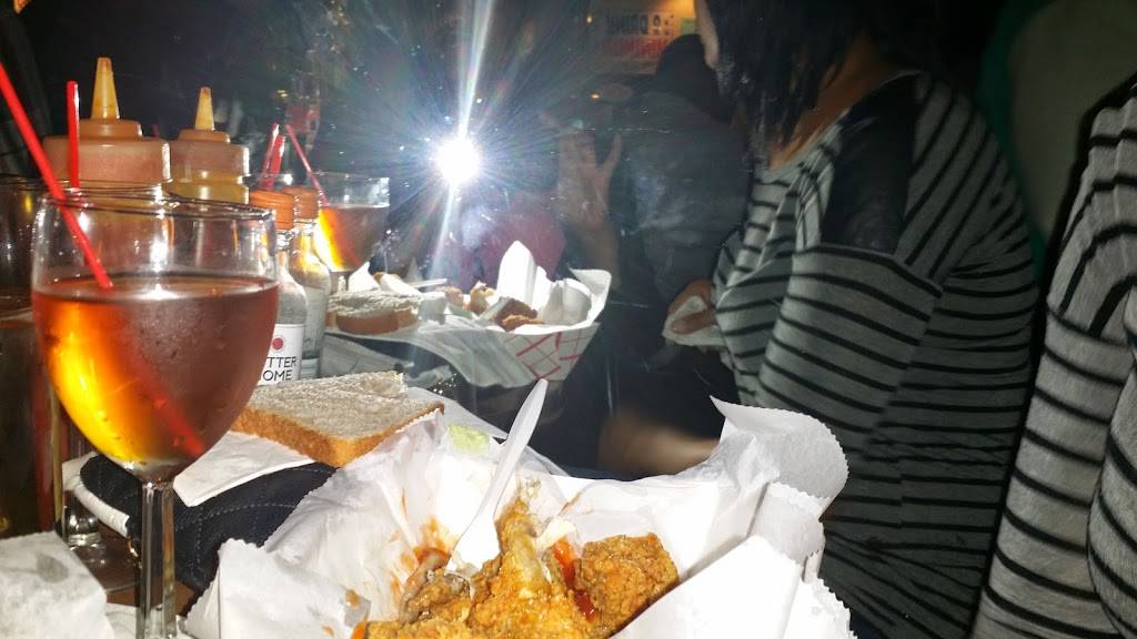 Teresas Place | restaurant | 14000 W McNichols Rd, Detroit, MI 48235, USA | 3138622831 OR +1 313-862-2831