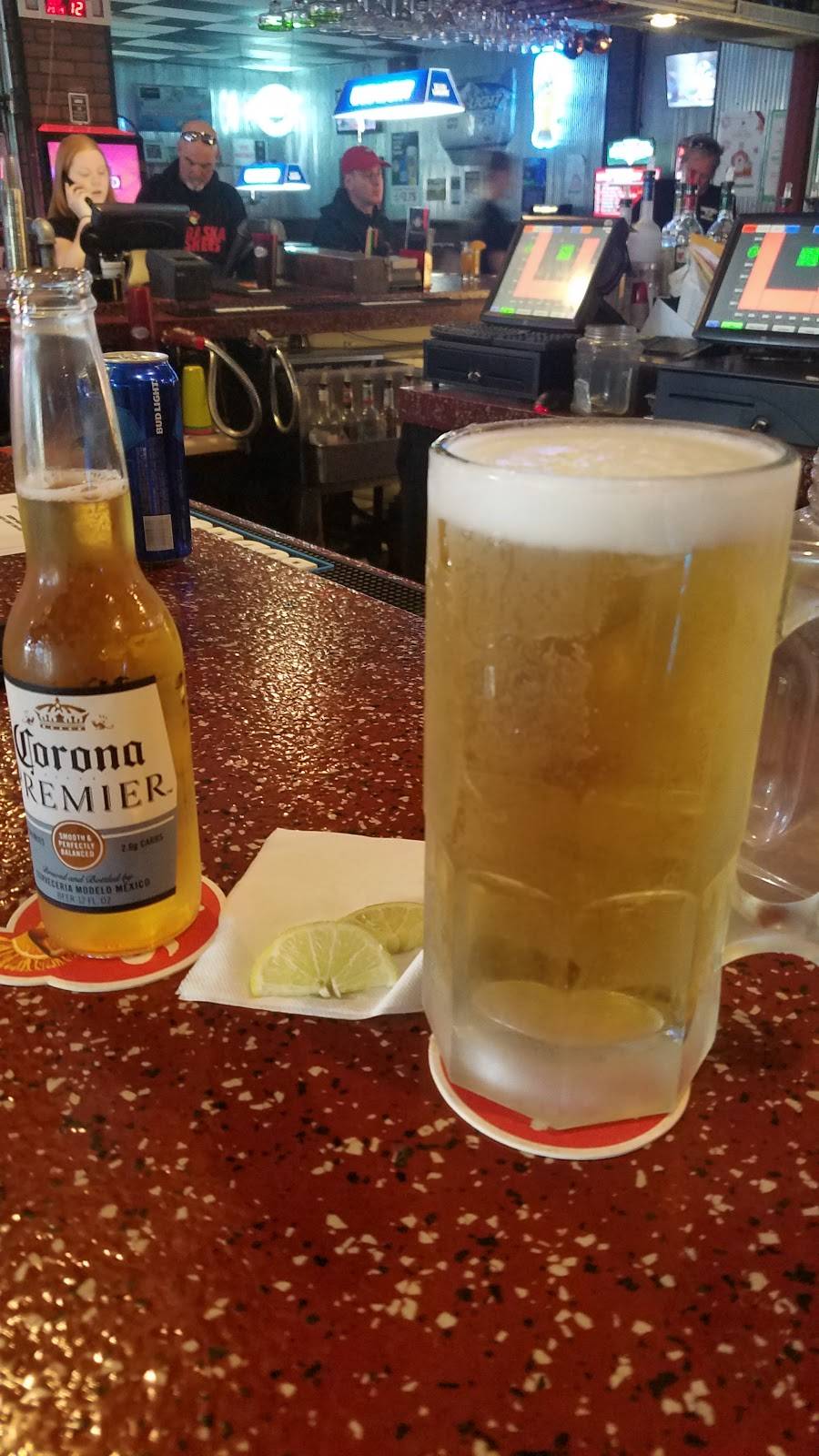 Cappys Hotspot Bar & Grill | restaurant | 5560 S 48th St, Lincoln, NE 68516, USA | 4024211424 OR +1 402-421-1424