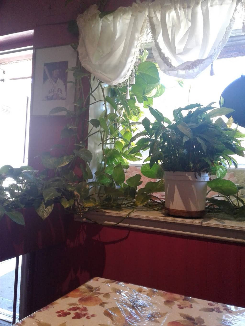 El Embajador Restaurant | restaurant | 3371 Washington St, Jamaica Plain, MA 02130, USA | 6175246812 OR +1 617-524-6812