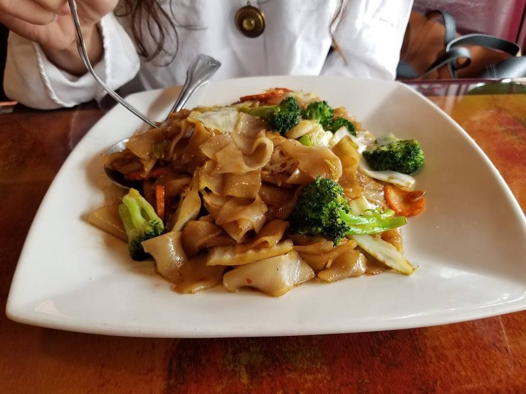 Thai Cuisine | restaurant | 4627 Liberty Ave, Pittsburgh, PA 15224, USA | 4126889661 OR +1 412-688-9661