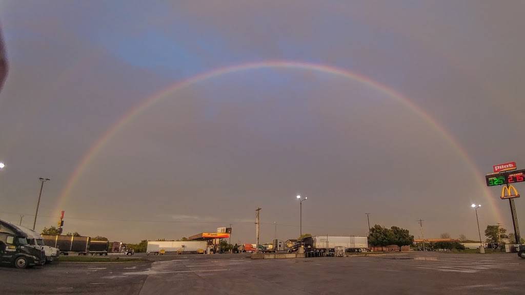 Pilot Travel Center | restaurant | 2962 E 500 N, Whiteland, IN 46184, USA | 3175357656 OR +1 317-535-7656