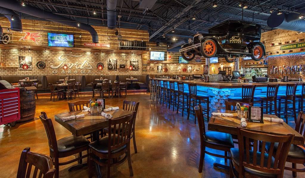 Fords Garage | restaurant | 10801 Corkscrew Rd Suite 519, Estero, FL 33928, USA | 2394953673 OR +1 239-495-3673