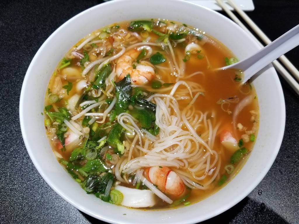 Pho Cafe on Bardstown | meal takeaway | 1704 Bardstown Rd, Louisville, KY 40205, USA | 5029162129 OR +1 502-916-2129